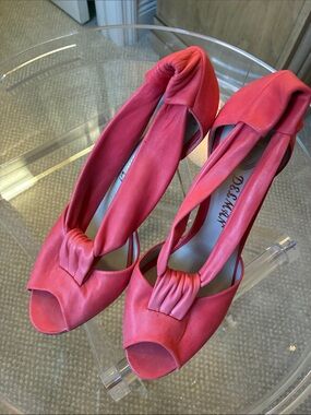 Delman Coral Peep-Toe Knotted Slingback Heels